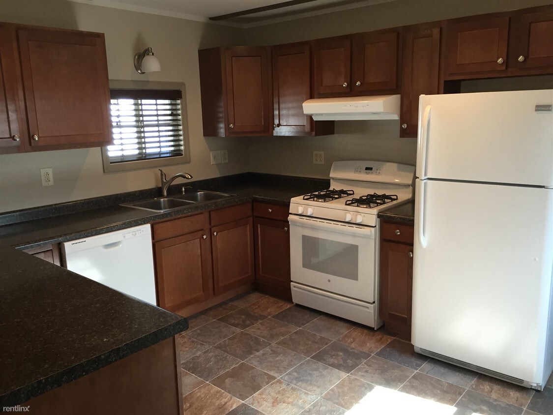 Foto del edificio - 32200 45th St