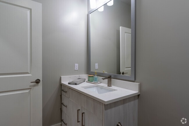 2BR, 2BA - 1,128SF - LUCA St. Augustine