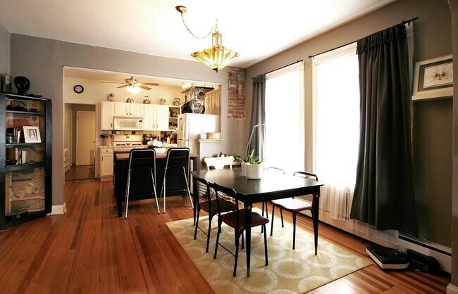 Foto del edificio - 2747 W Denver Pl