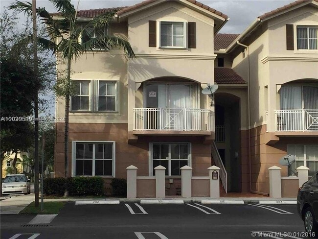 Building Photo - 8826 W Flagler St