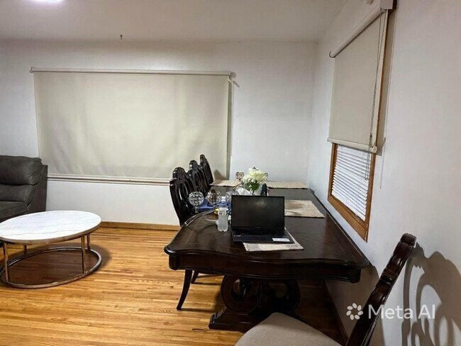 Foto del edificio - 5700 N Colfax Ave