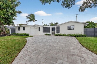 Building Photo - 513 Lindell Blvd