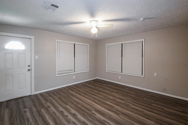 Building Photo - 3522 Stonham St