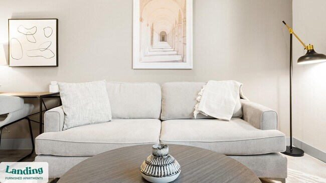 Foto del edificio - 6107 E Riverside Dr