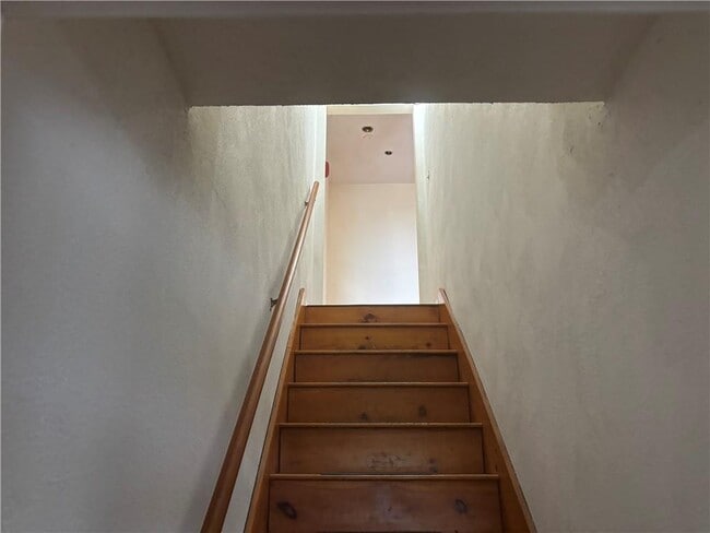 Building Photo - 444 Woodward Rd