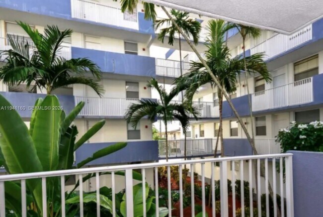 Foto del edificio - 1801 S Treasure Dr
