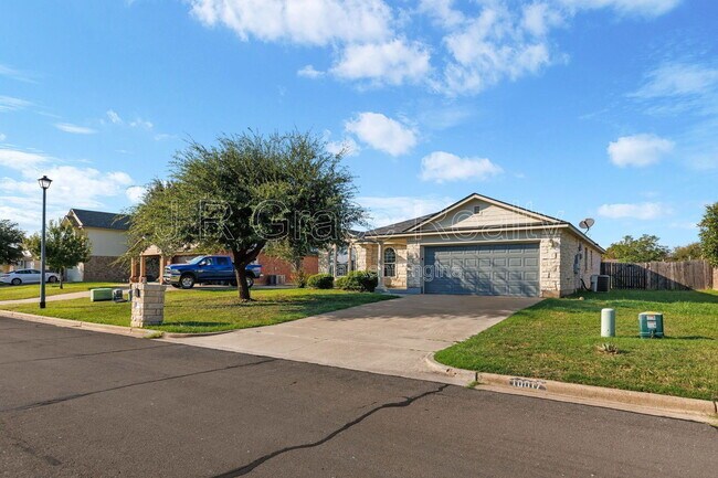 Foto del edificio - 10017 Barton Creek Dr