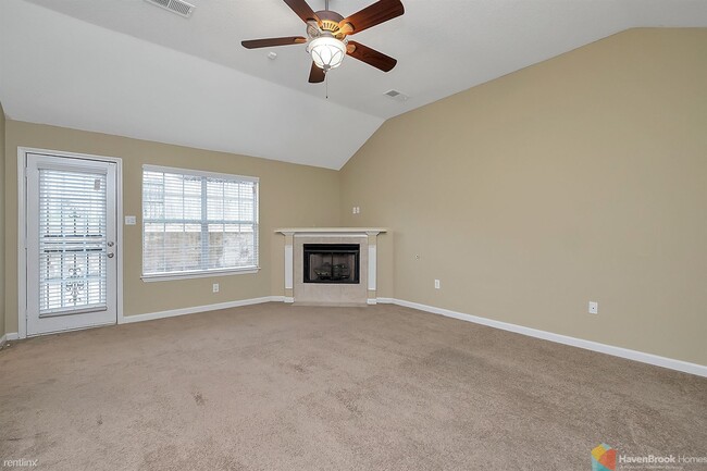 Building Photo - 3 br, 2 bath House - 7079 Ireland Dr