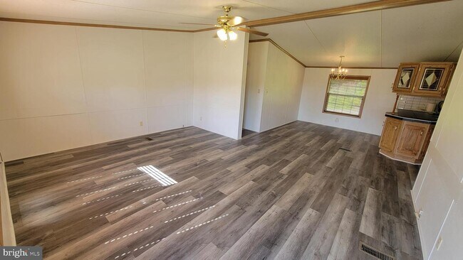 Building Photo - 116 Swedesboro Rd