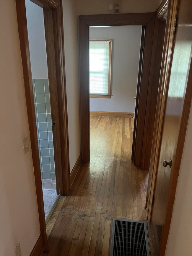 Foto del edificio - 754 Campbells Creek Dr