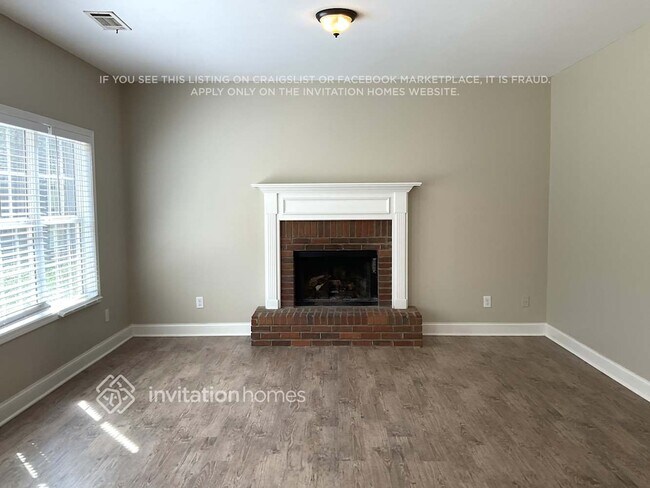 Foto del edificio - 6268 Cove Creek Dr
