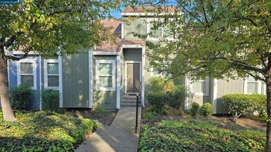 Building Photo - 347 Scottsdale Rd