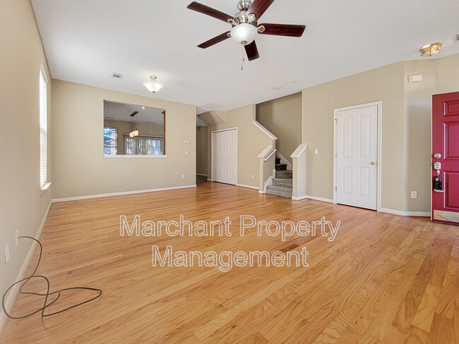 Building Photo - 525 Fagin Cir