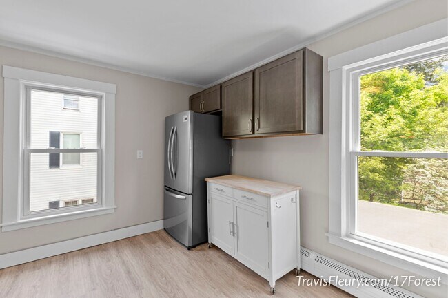 Cocina comedor - 17 Forest St