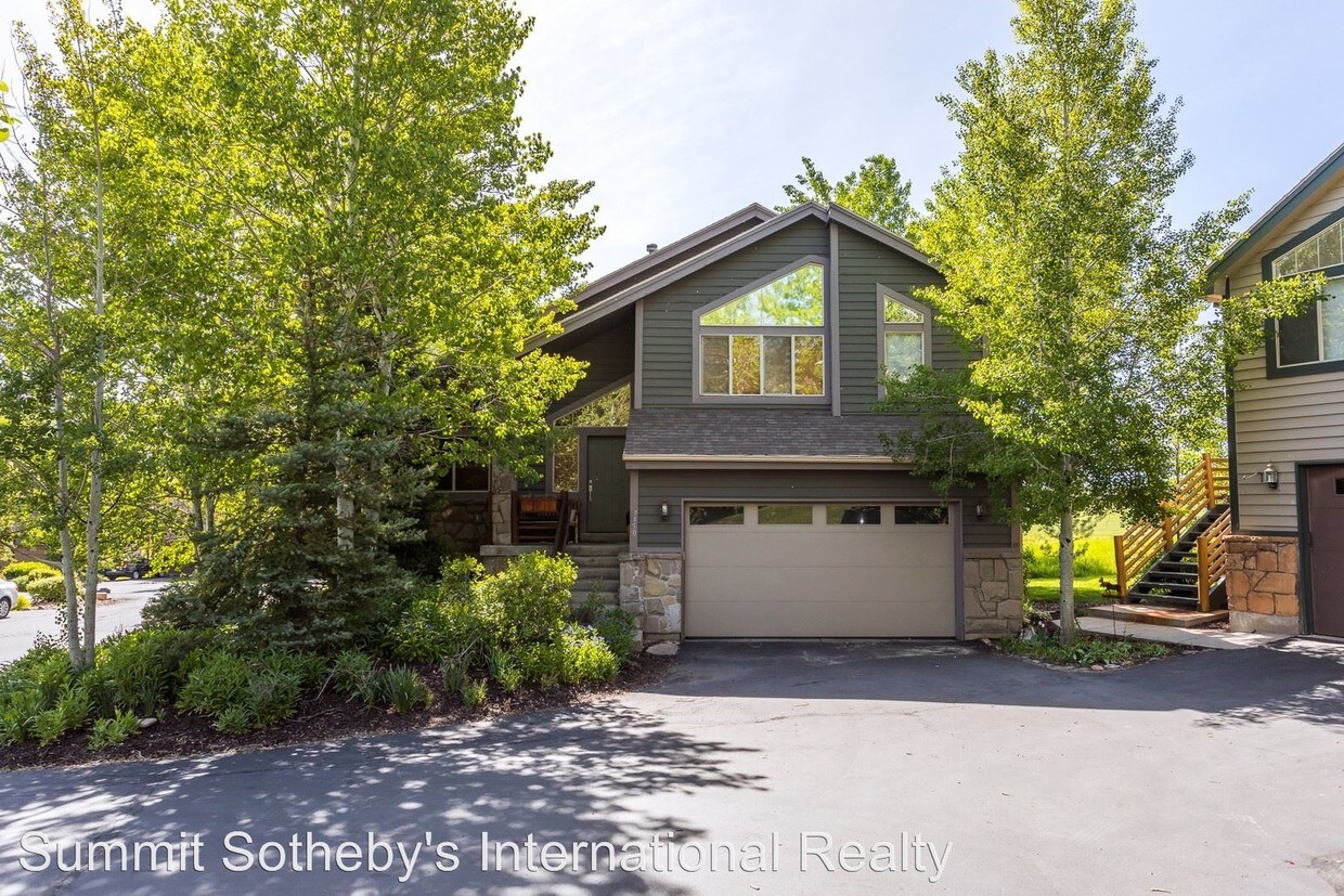 Foto principal - 7450 Brook Hollow Loop Rd