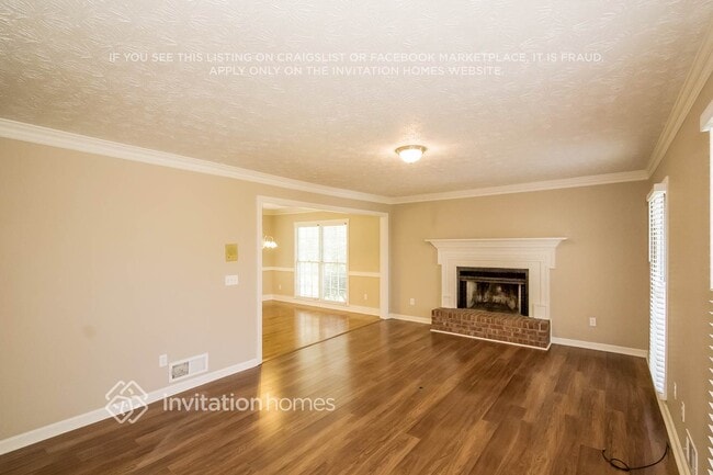 Building Photo - 500 Clear Lake Ln