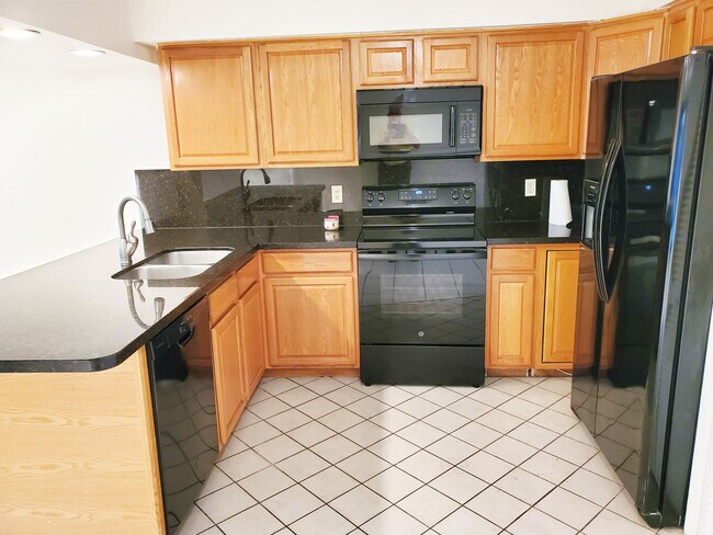 Foto del edificio - 5150 NE 17th Terrace