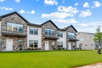 Building Photo - 116 Sweetwater Ln