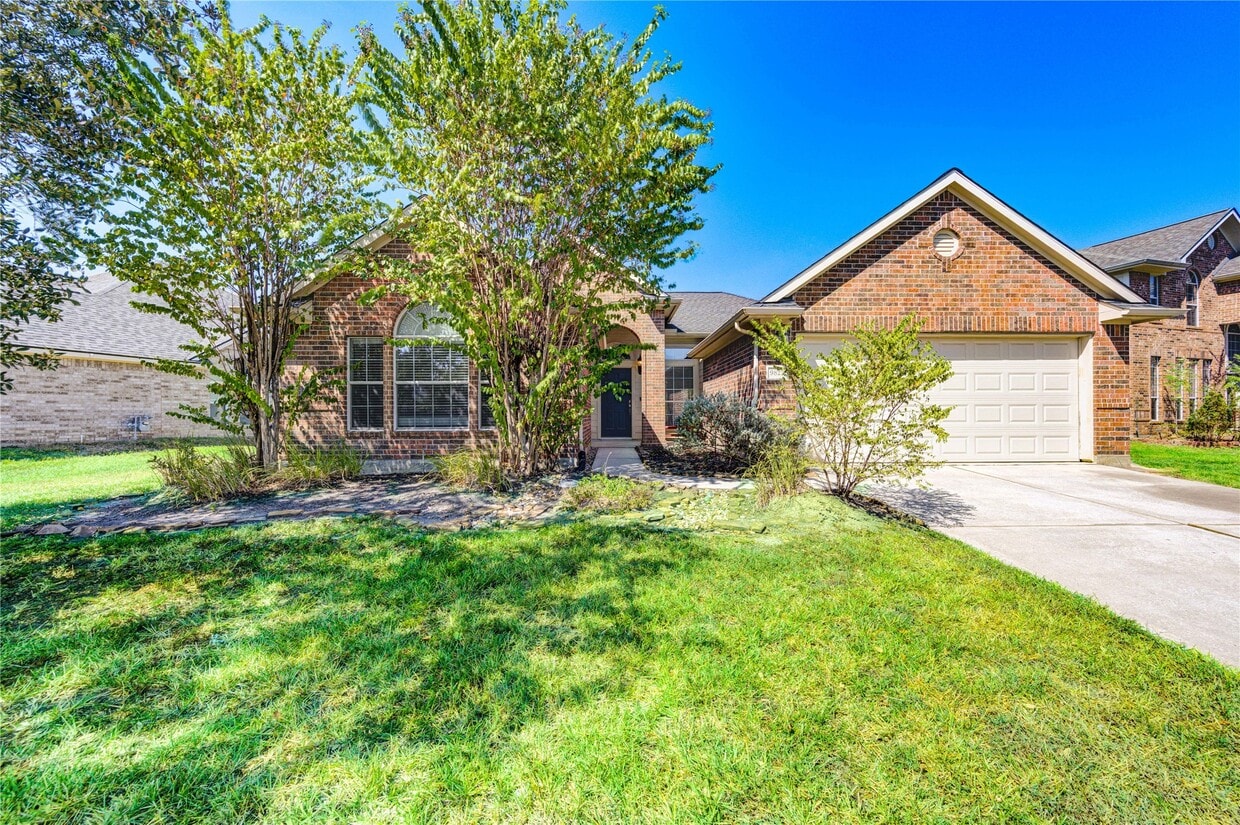 Foto principal - 9822 Memorial Crossing Dr