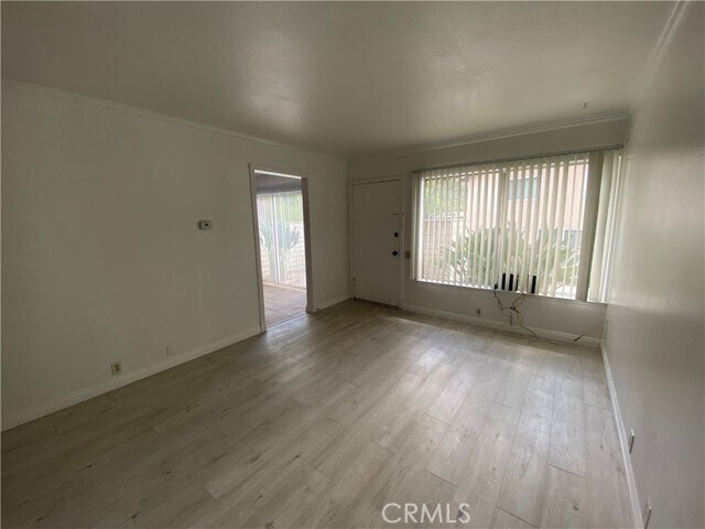 Building Photo - 1366 Parkside Dr