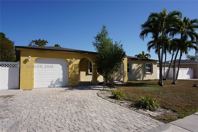 Foto del edificio - 4857 Alfresco St