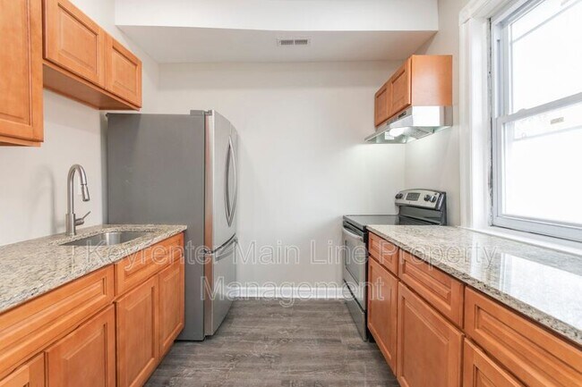 Foto del edificio - 917 W Duncannon Ave
