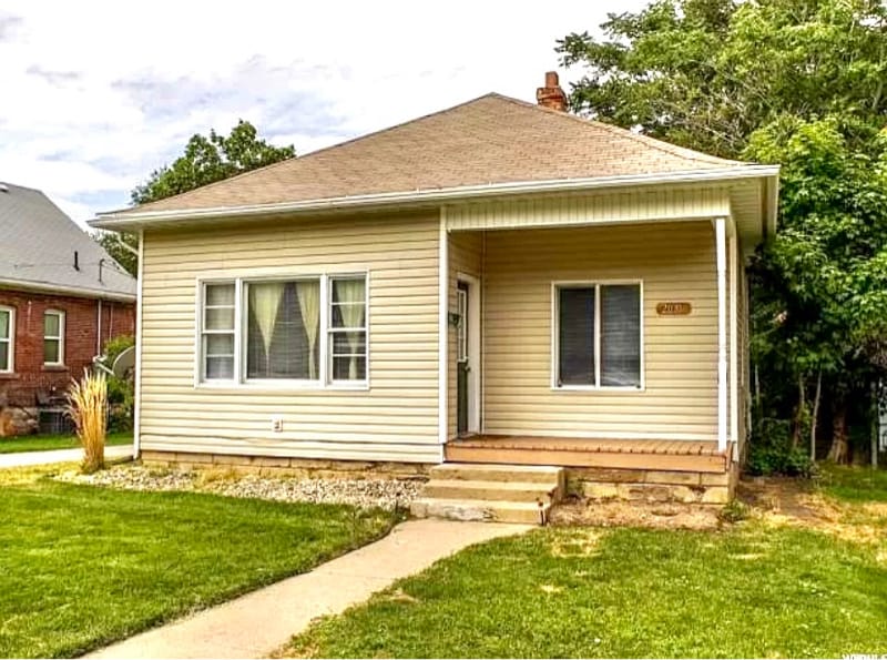 Primary Photo - 2031 Jefferson Ave