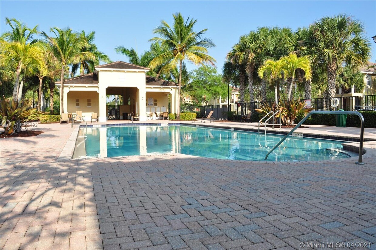Foto principal - 4668 Monarch Way