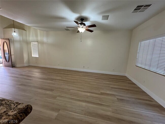 Foto del edificio - 9368 Pineneedle Ridge St