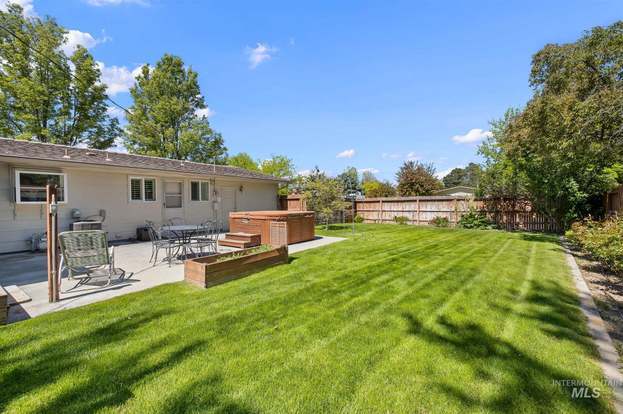Building Photo - 8410 Brynwood Dr