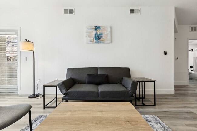 Foto del edificio - 6610 N 93rd Ave