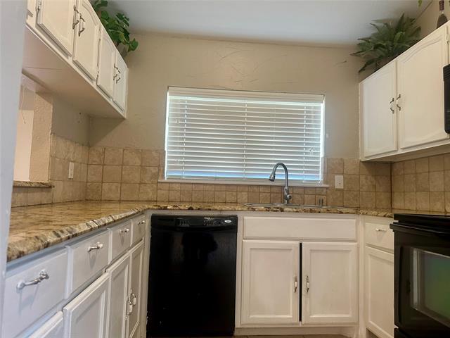 Foto del edificio - 419 Creekwood Ln