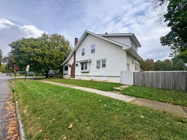 Building Photo - 255 Genesee Park Blvd