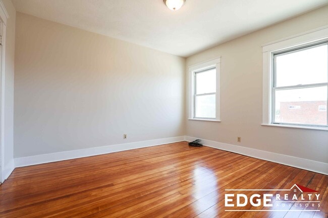 Foto del edificio - 1496 Commonwealth Ave