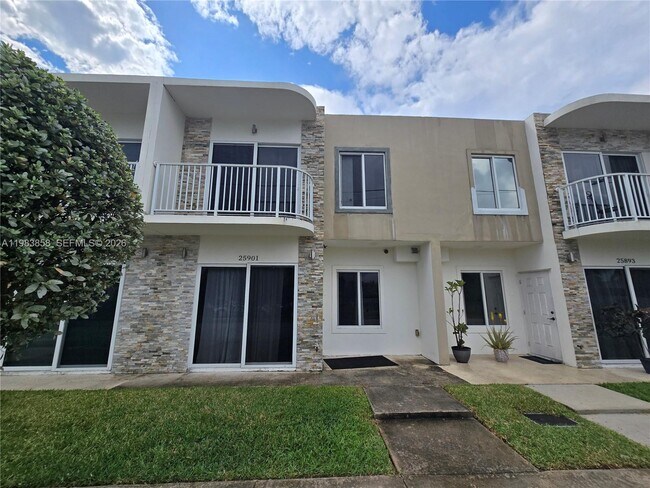 Building Photo - 25901 SW 139th Ct