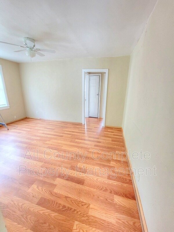 Foto del edificio - 222 Shortreed St
