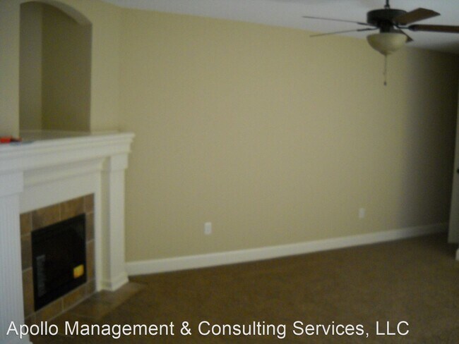 Building Photo - 2 br, 2.5 bath House - 13771 Post Oak Lane