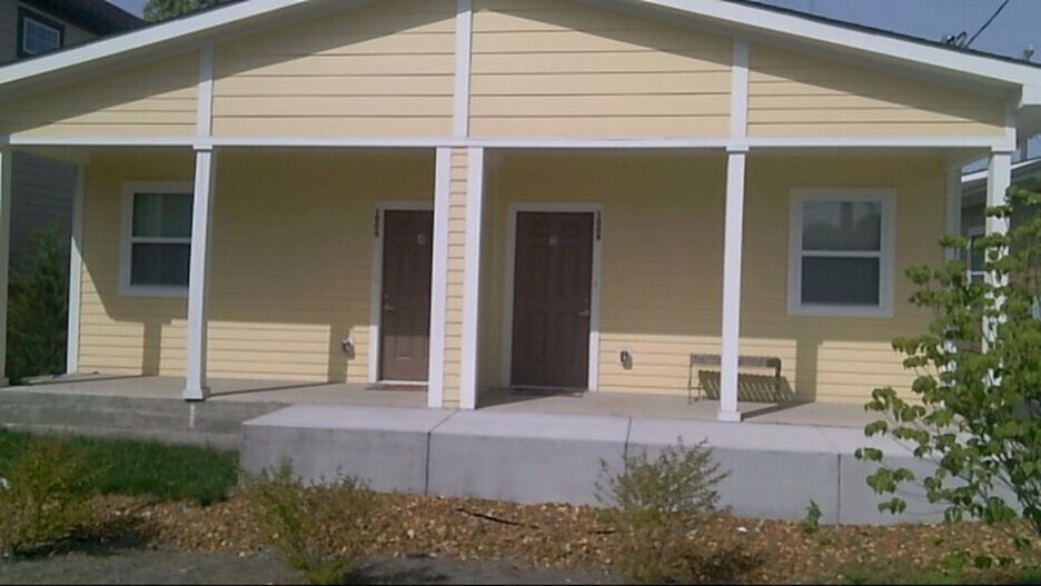 Front porch view - 1009 2nd Ave S #6