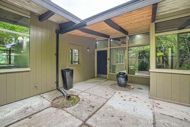 Foto del edificio - 4Bd/3.5Ba Medina House