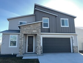 Building Photo - 2958 N Vigo Ave