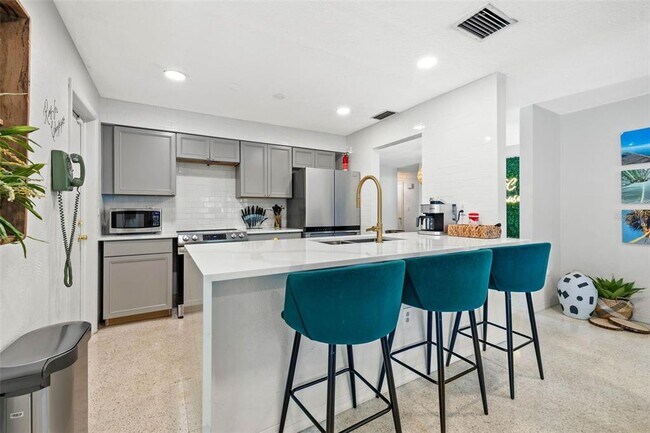 Foto del edificio - 5015 54th St N