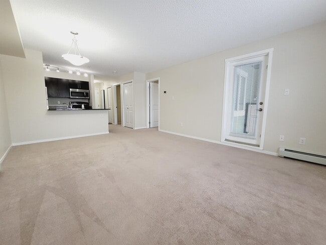 Building Photo - 25 Element Dr N