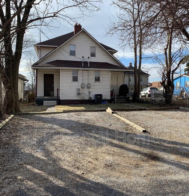 Building Photo - 1827 Olive St