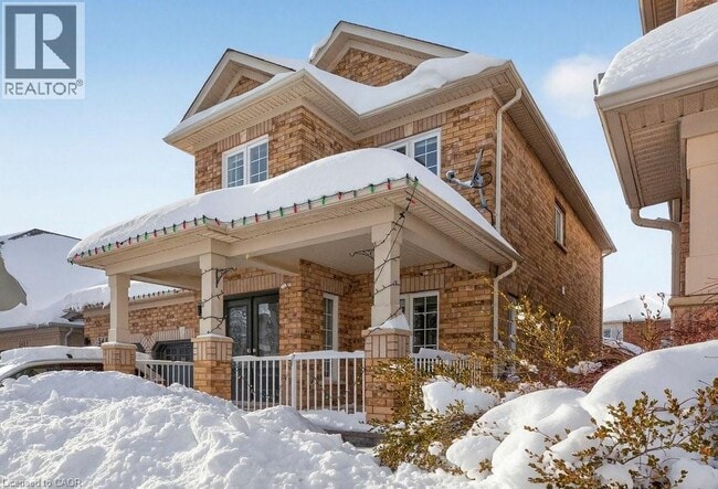 Building Photo - 5463 Blue Spruce Ave