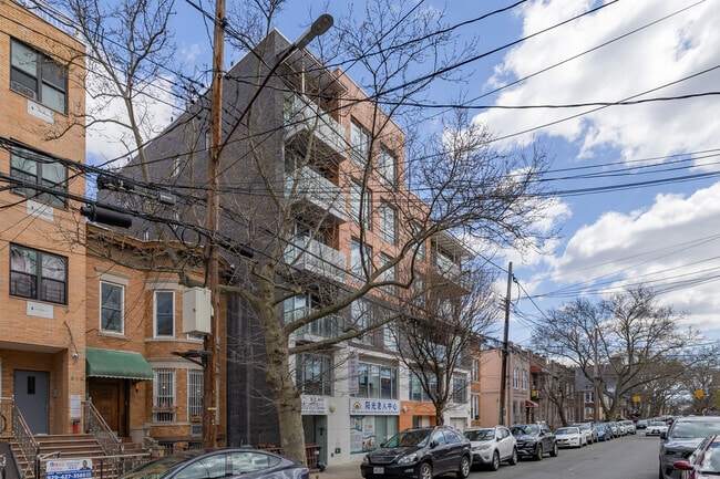 Building Photo - 869 57th St