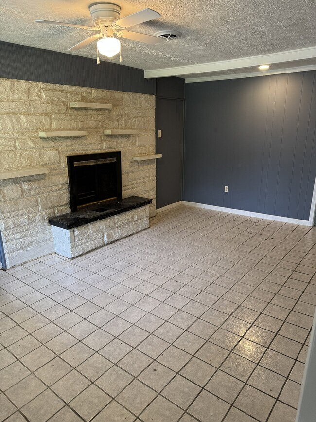Foto del edificio - 1707 Ridge Rd