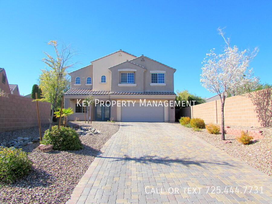 Foto principal - AMAZING SUMMERLIN HOME WITH POOL, PUTTING,...