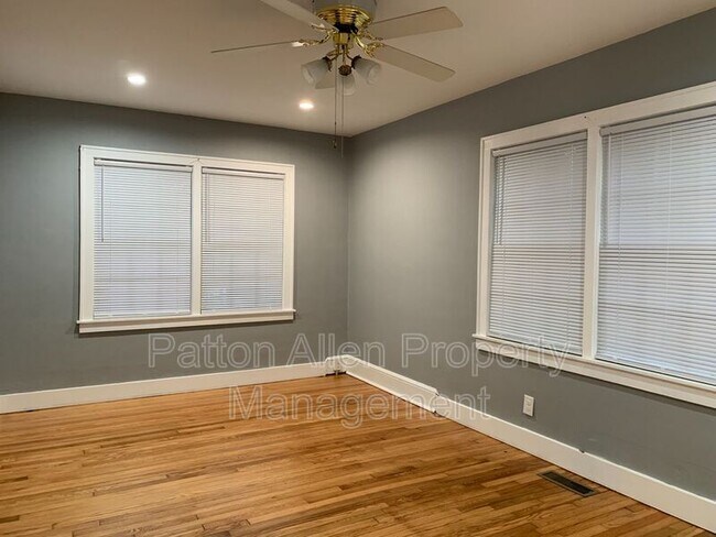 Foto del edificio - 15 Allen Ave