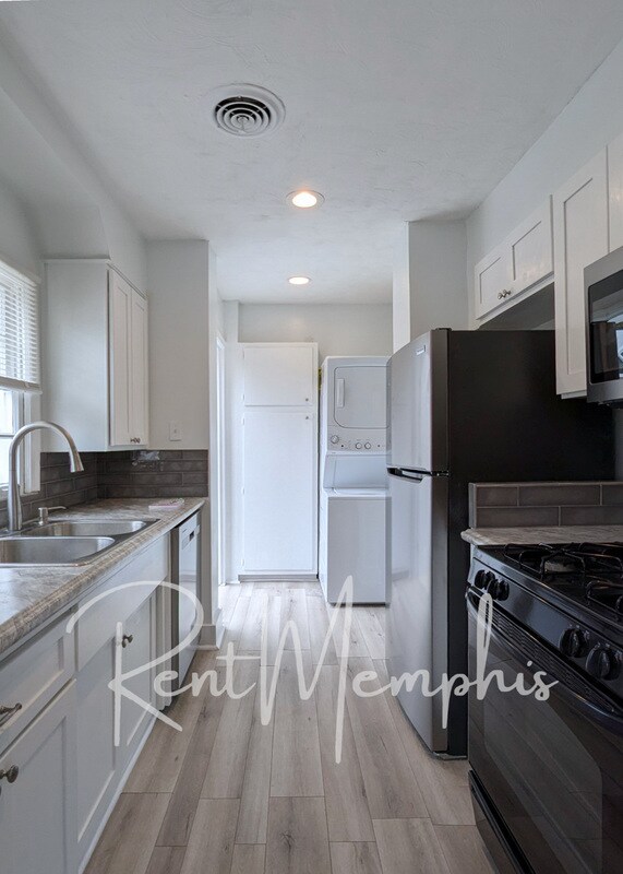 Foto del edificio - 625 E Pkwy S