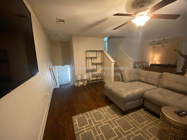 Building Photo - 25 Abaco Ct
